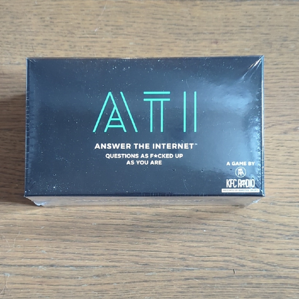 ATI Answer The Internet Card Game - Black